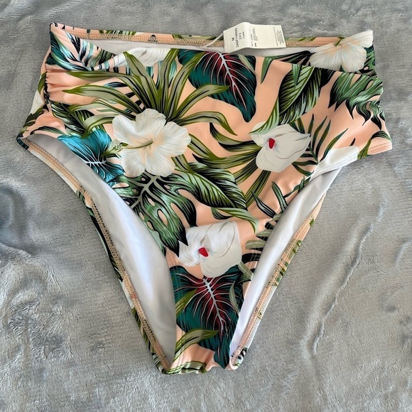 Cupshe Floral Print Med High Waisted Bikini Bottom Full Coverage NWOT - Picture 3 of 9